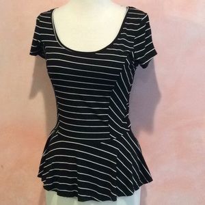 🛑3/$20NWT CUTE Dressy striped shirt